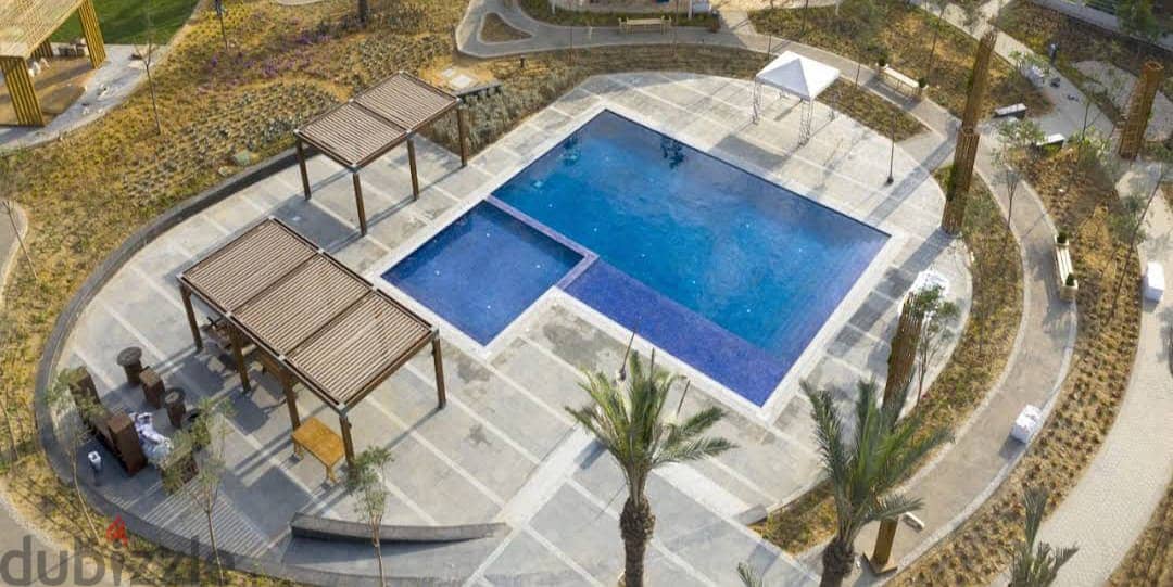 شقة في أفضل مرحلة تشطيب كامل بمقدم خيالي للبيع في بالم هيلز Palm hills 2