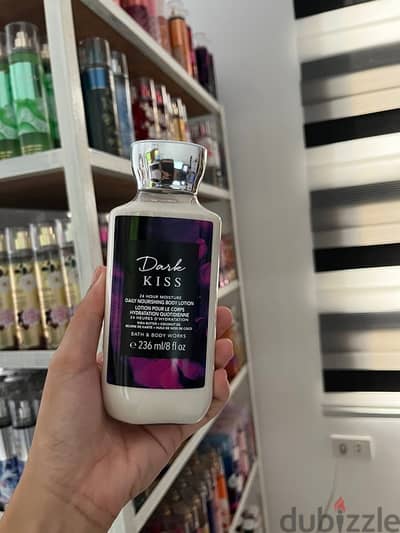 Bath & Bodyworks Dark Kiss Super Smooth Body Lotion