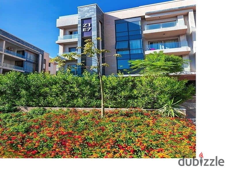 Finished apartment for sale, 157 sqm + privet garden, immediate receipt, in the heart of Golden Square | Galleria 8