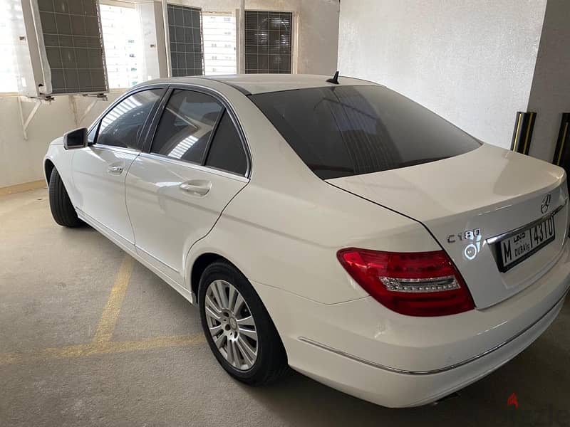 Mercedes-Benz C180 2013 1