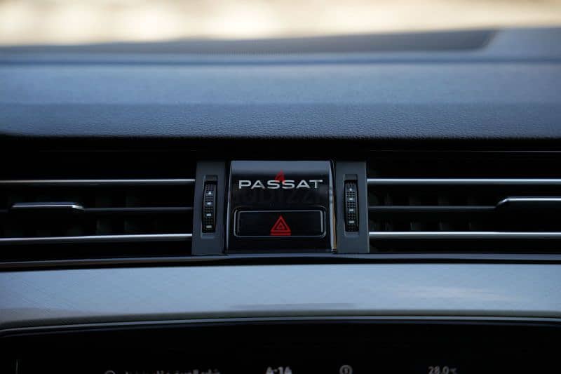 Volkswagen Passat 2021 9