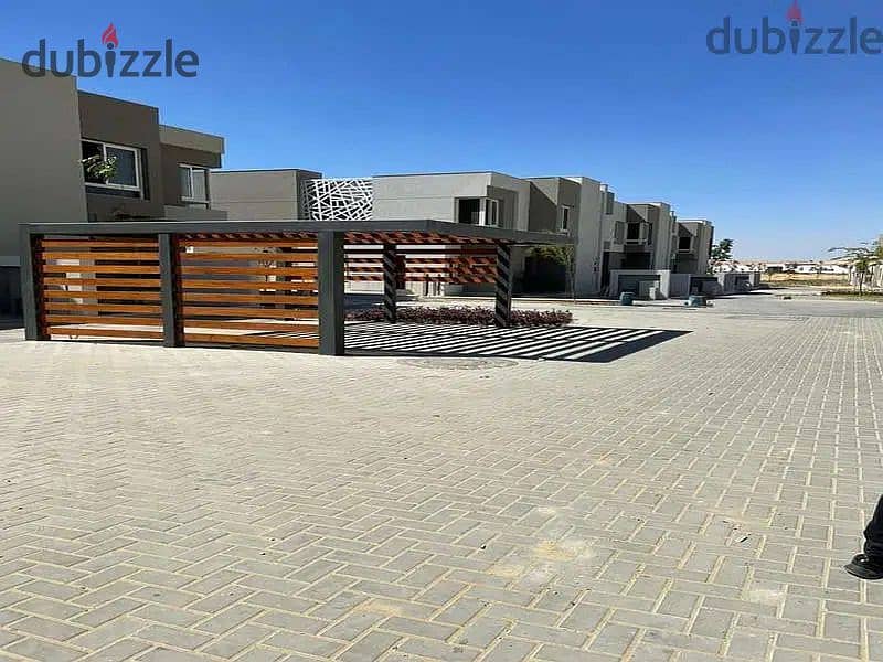 Own a Townhouse at Palm Hills with a stunning landscape view, and pay in installments over the longest repayment period available. 17