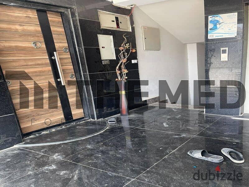 Apartment 180m for ready to move in El Kanarya Compound, there are elevator. For sale, a semi-finished apartment in El Kanarya, next to El Khamael 2