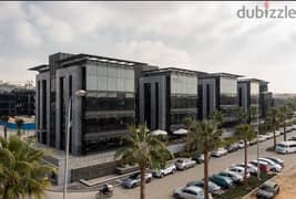 مكتب إداري فاخر للإيجار بكايرو بيزنس بارك Premium Office for Rent in C 0