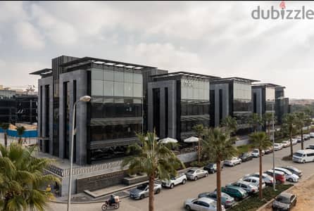 مكتب إداري فاخر للإيجار بكايرو بيزنس بارك Premium Office for Rent in C