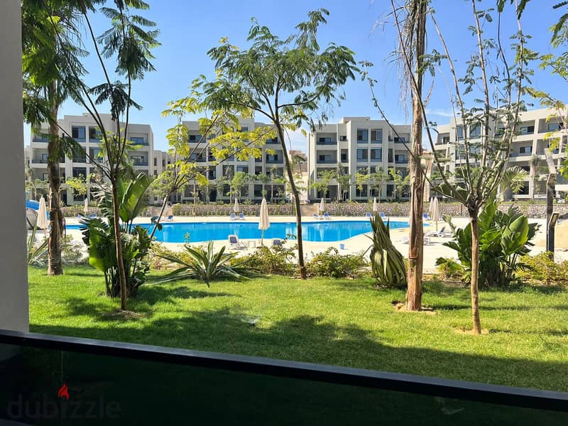 Immediate delivery apartment, finished, with a very nice view, with AC and kitchen, for sale with prime location, in new capital in la capital compund 5