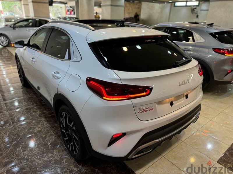 KIA  X CEED TOP LINE  2025 WAKEL NEW ZERO 15