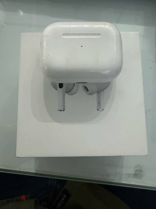 Airpods pro good condition 2