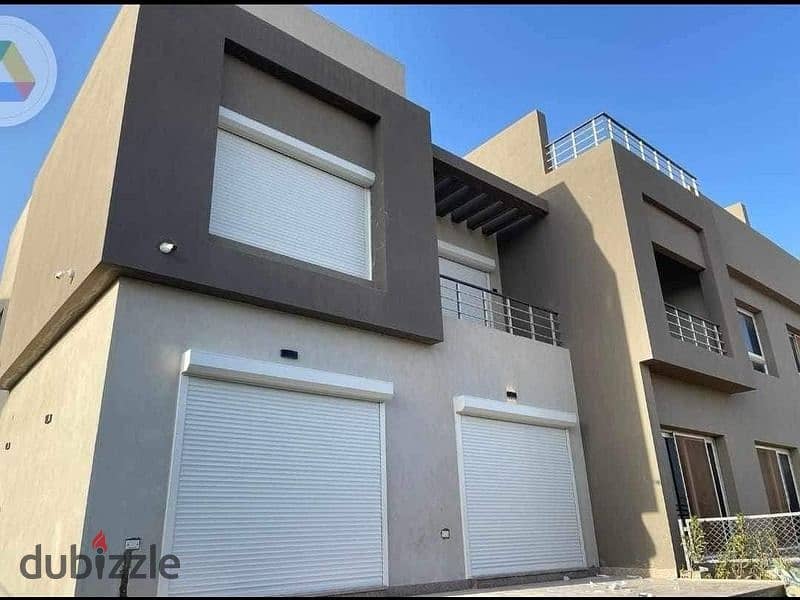 Town House for Rent in Compound Etapa 5