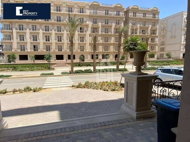 Your new 3 bedrooms Apartment in a luxurious compound Ready to move with best price in Hyde Park New Cairo 3