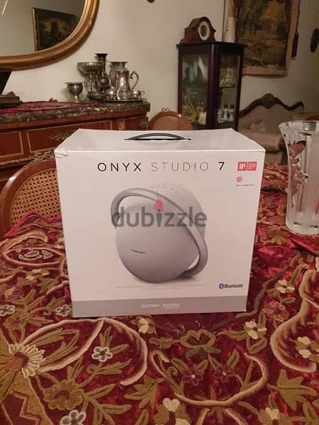 brandnew harmon kardon onyx studio 7 4