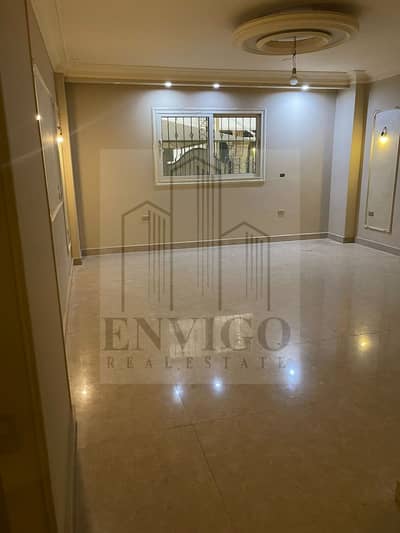 Duplex apartment for sale, ground floor and basement, 200 sqm, super luxurious finishing, in Northern Investors