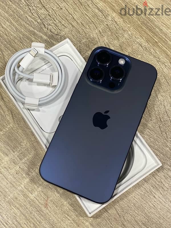 iPhone 15 pro 128g 1