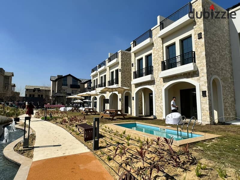 Villa 210 m, immediate delivery, in Mark Gardens, Fifth Settlement, in installments 9