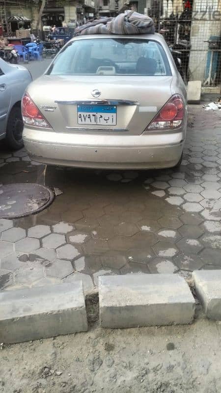 Nissan Sunny 2013 9