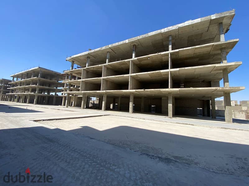 Administrative floor 1200 m ready for inspection for sale in the Fifth Settlement in installments 8