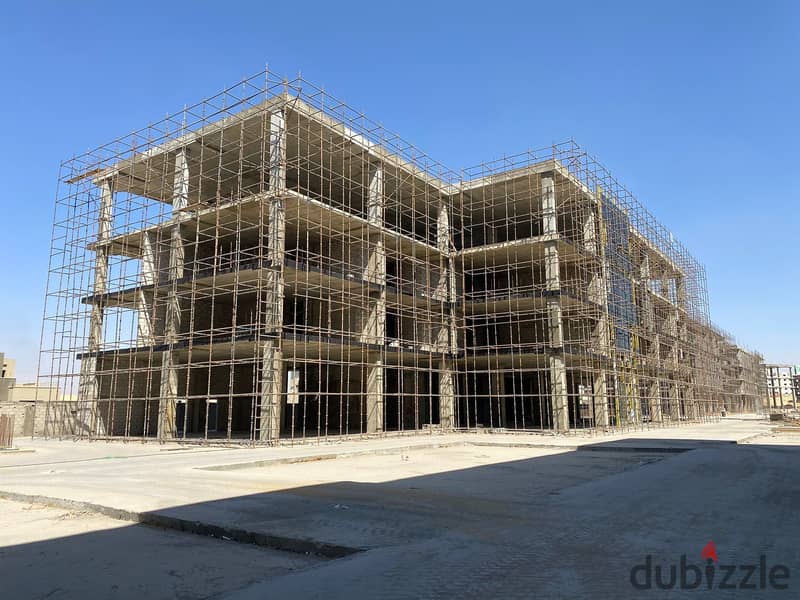 Administrative floor 1200 m ready for inspection for sale in the Fifth Settlement in installments 9