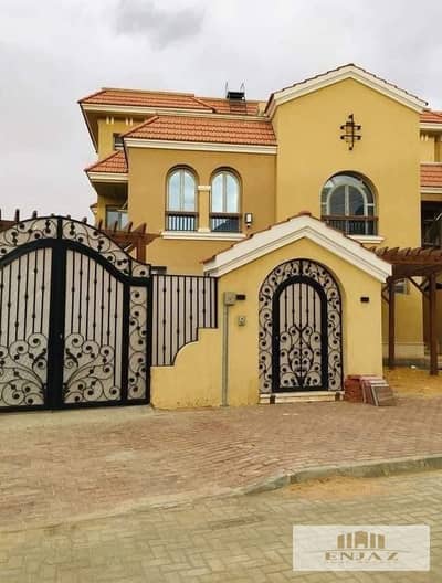 Corner Villa F3 (Townhouse) double-facade view of a wide garden, area (340)