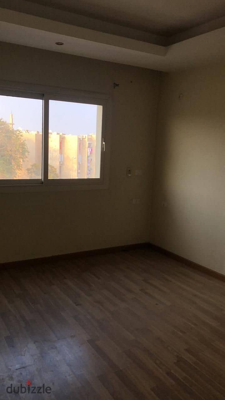 Apartment 202 Sqm With 300 Sqm Garden Ultra lux With ACs and Kitchen El Sheikh Zayed 11