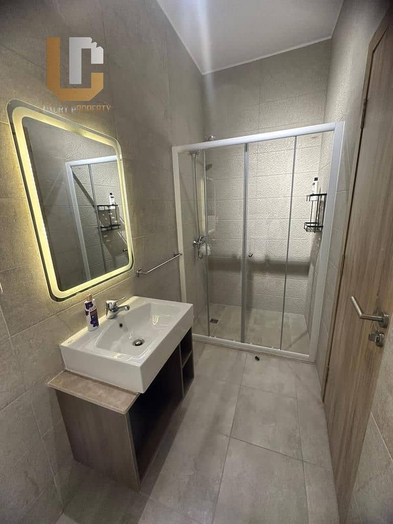 Apartment for Sale Ready to Move fully Finished & Furnished Prime Location Fifth Square AlMarasem New Cairo 4