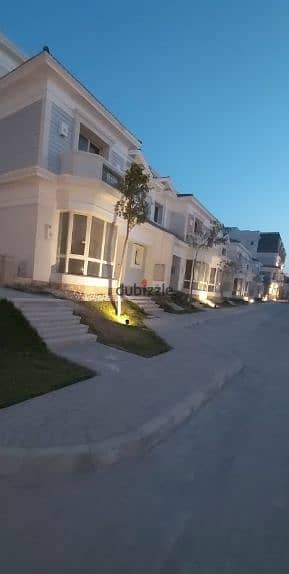 for sale corner townhouse villa mountain view october park prime location 16