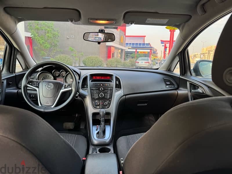 Opel Astra 2016 9