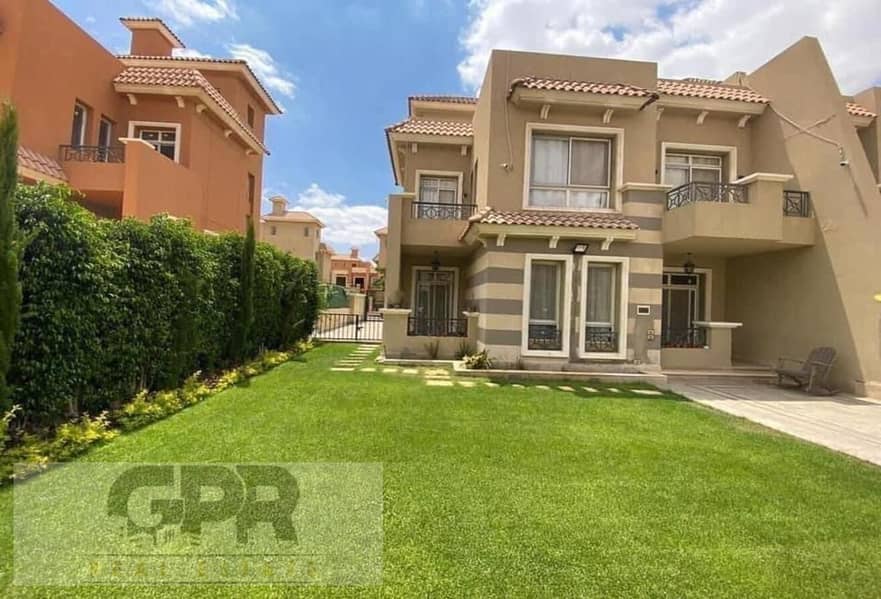 استلام قـــريب فيلا بالقرب من مطار سفينكس للبيع في كمبوند نيوم اكتوبر Villa special location for sale in Nyoum Compound 6 October 6