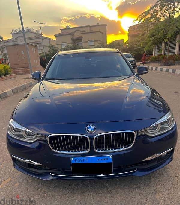 BMW 318 2019 2