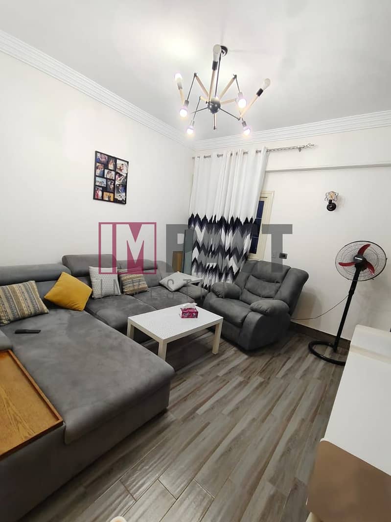 175 square meter apartment, front, ultra super deluxe finishing, in a prime location in El Shorouk 4