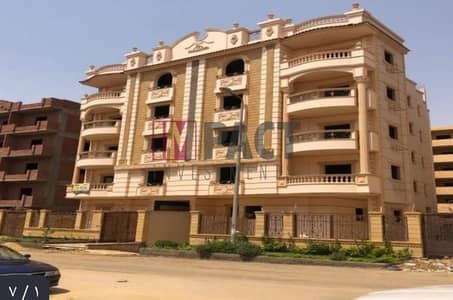 Apartment for sale in North Lotus, front facing, area 240 square meters, with facilities