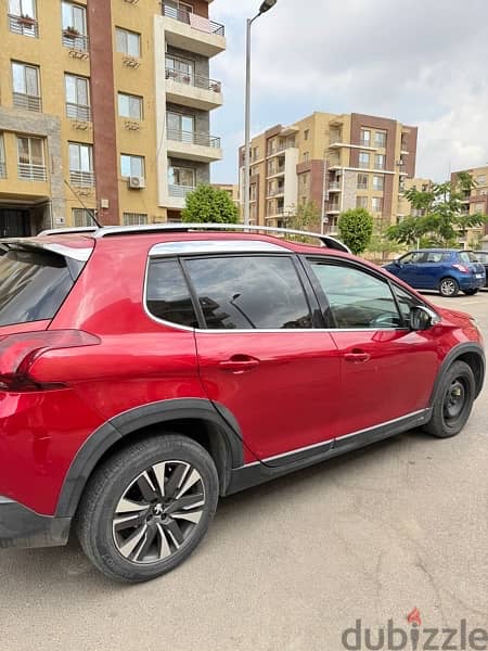 Peugeot 2008 2019 ,Red Exterior , Black Interior 6