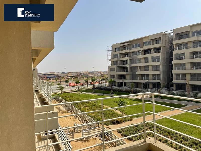 Buy Now !! Apartment Under The Market Price in Capital Gardens Palm Hills New Cairo Prime Location Landscape View Move Now !! 1