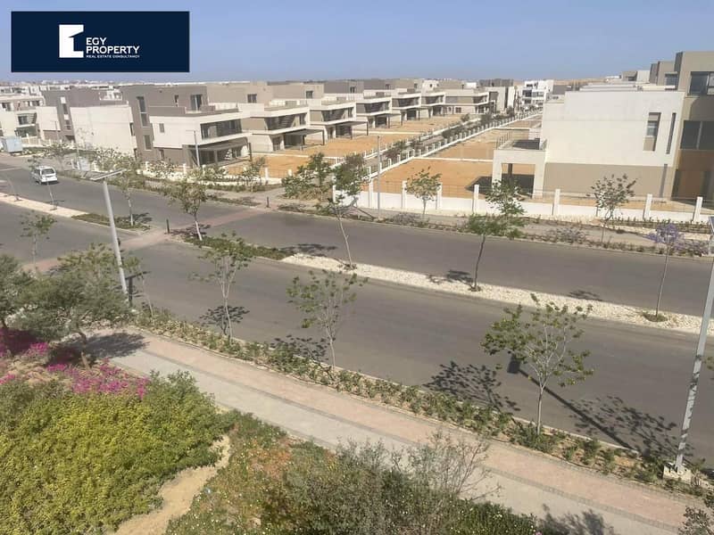 Buy Now !! Apartment Under The Market Price in Capital Gardens Palm Hills New Cairo Prime Location Landscape View Move Now !! 9