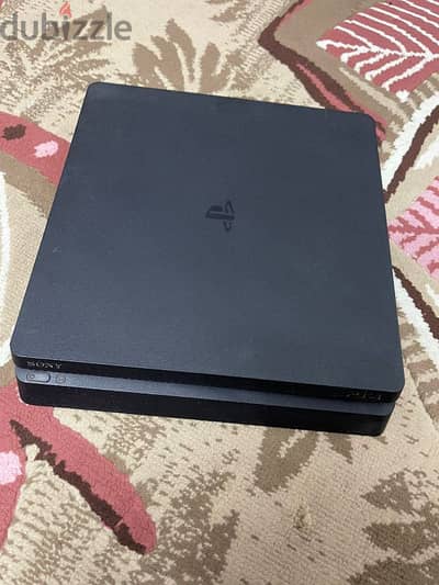 ps4 معاه كل حاجته والعاب كتير