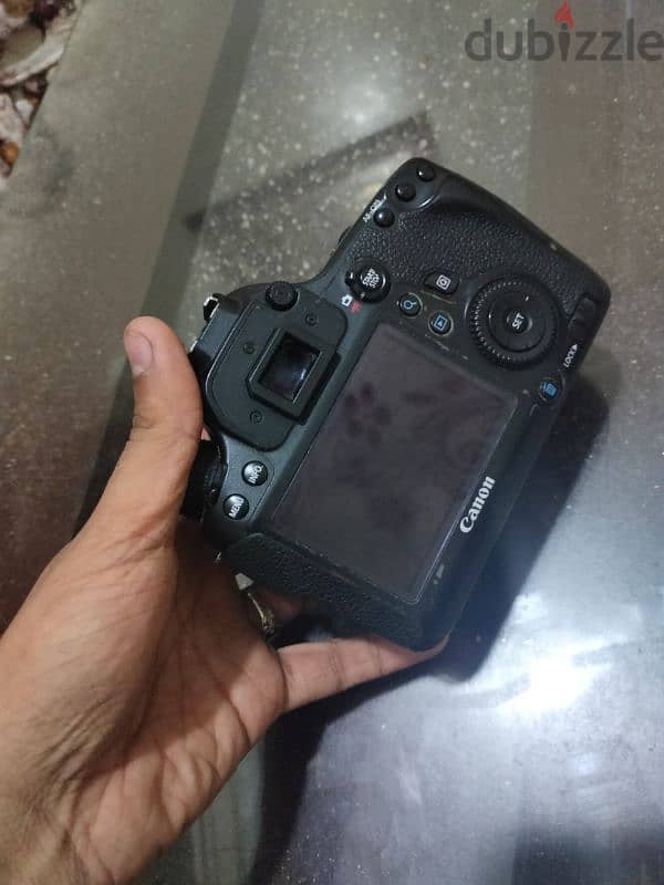 كاميرا كانون 6d canon mark 1 ب كل حاجتها 8