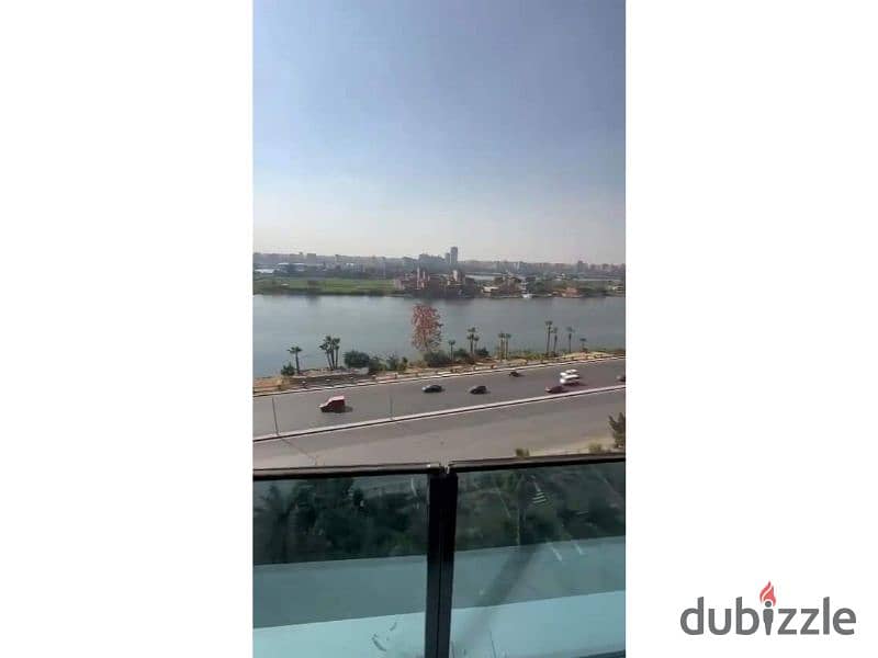 With the highest investment return, a hotel studio for sale with furnishings, air conditioners, and appliances on Maadi Corniche, Du Nile Rustic Tower 6