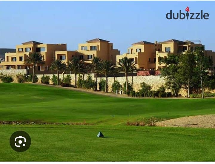 Twin villa with golf view, immediate delivery in Sheikh Zayed, in Golf Views, Palm Hills, in installments 4