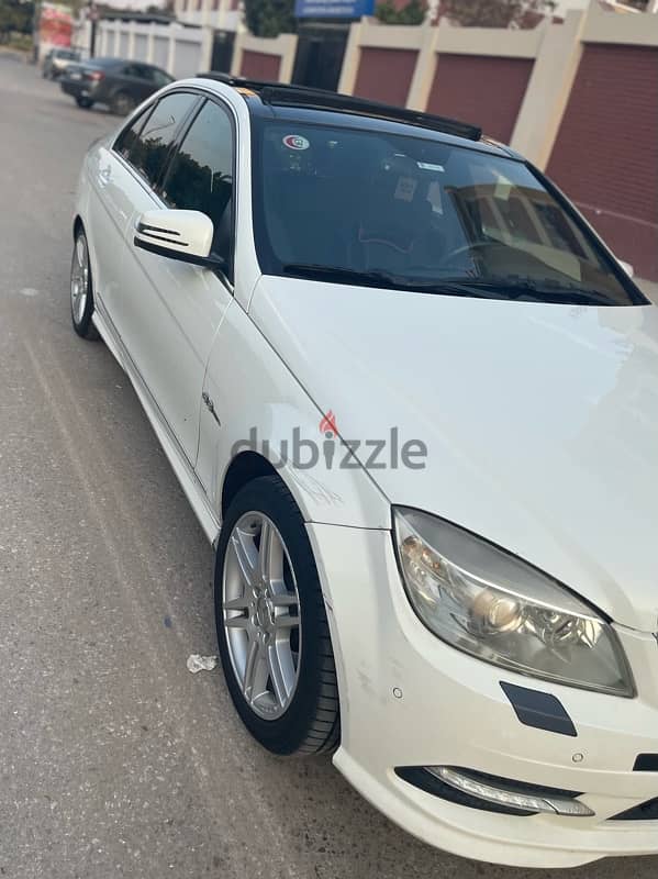 Mercedes-Benz C300 2010 4