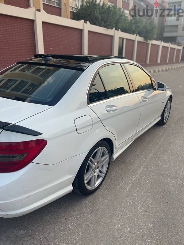 Mercedes-Benz C300 2010 1