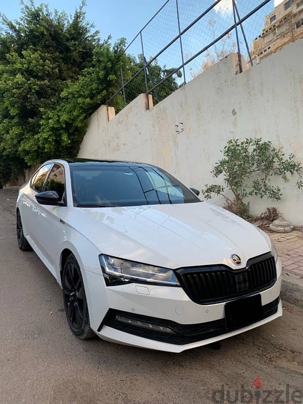 Skoda Superb 2021 1