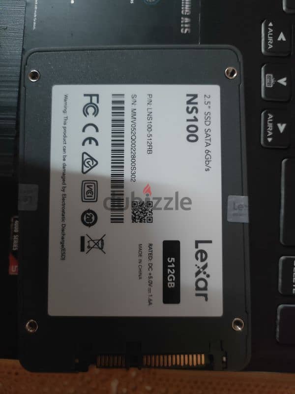 هارد Lexar 512 SSD  SATA 6Gb/s وتم فتحه ولم يستعمل والهيلث بتاعته 100% 3