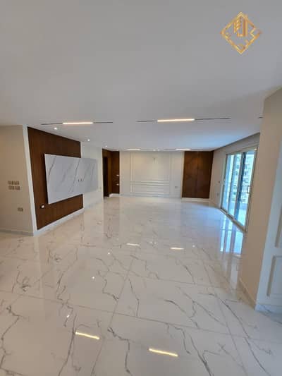 Apartment 215 m for sale, Mosadak main street, Dokki - D085