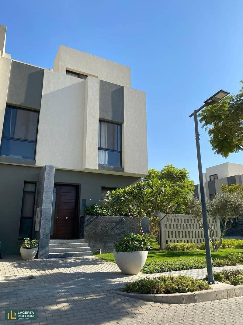 For Sale Ready To Move Corner Apartment Fully Finished For Sale With Installments In Al Burouj Compound In Shorouk New Cairo 8