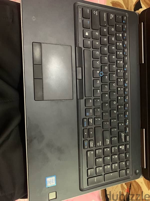 Dell Precision 7520 Core i7 1