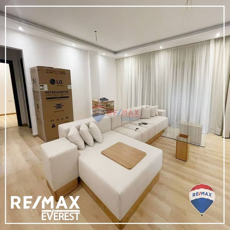 Resale Finished penthouse in Kayan Compound - RTM 5