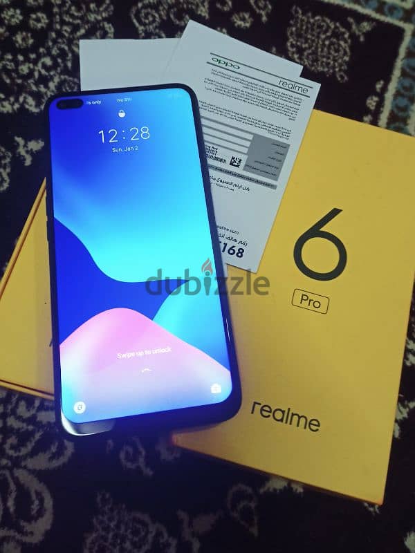 Realme 6 pro 128/8 حالة ممتازة 0