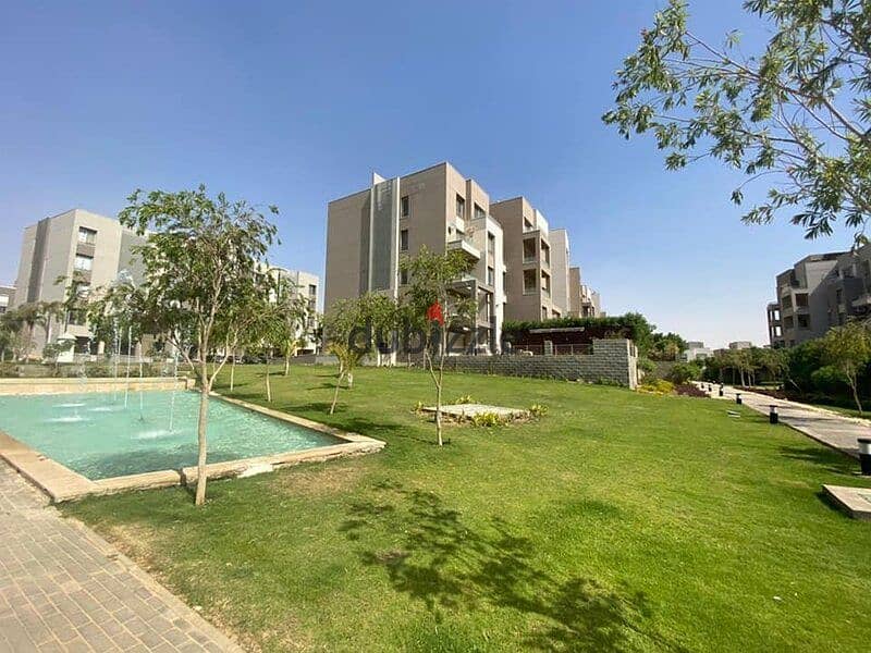 For sale the last apartment with private garden in Palm Hills New Cairo 8