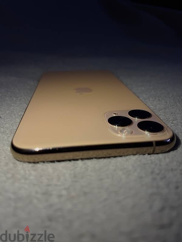 iphone 11 pro max 3