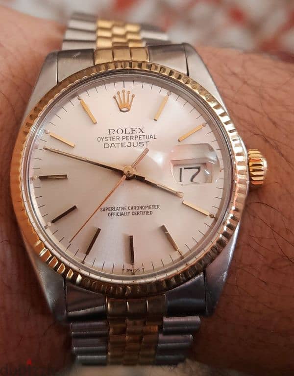 للبيع ساعة ROLEX datejust half gold 0