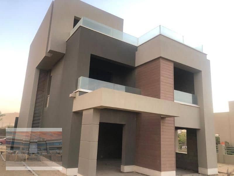 Standalone Villa delivered for sale in Palm Hills 3